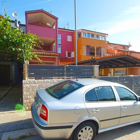 Apartments Oriana 898 Пула Екстериор снимка