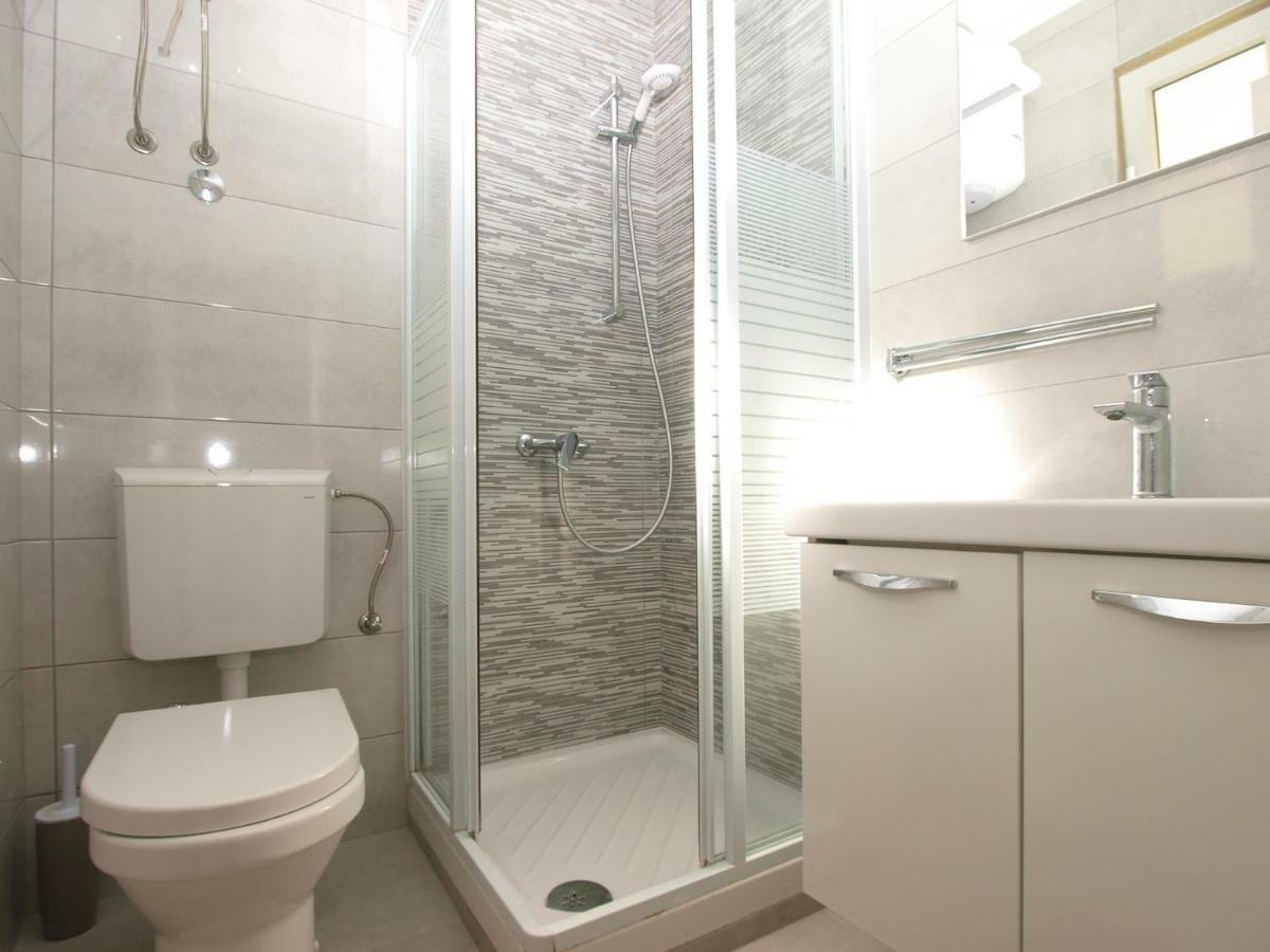 Apartments Oriana 898 Пула Екстериор снимка