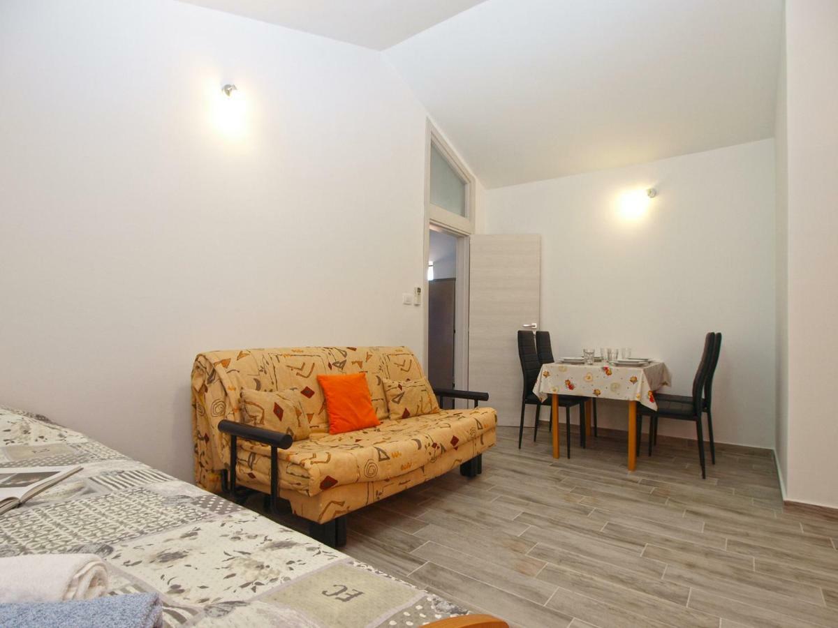 Apartments Oriana 898 Пула Екстериор снимка